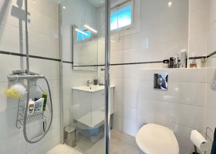 38m With Sea View Cannes